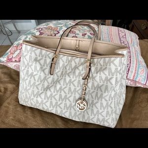Michael Kors Tote